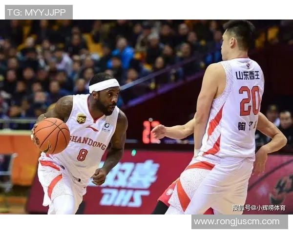 上海羽毛球队在选拔赛中以60分高居积分榜首位展现强劲实力